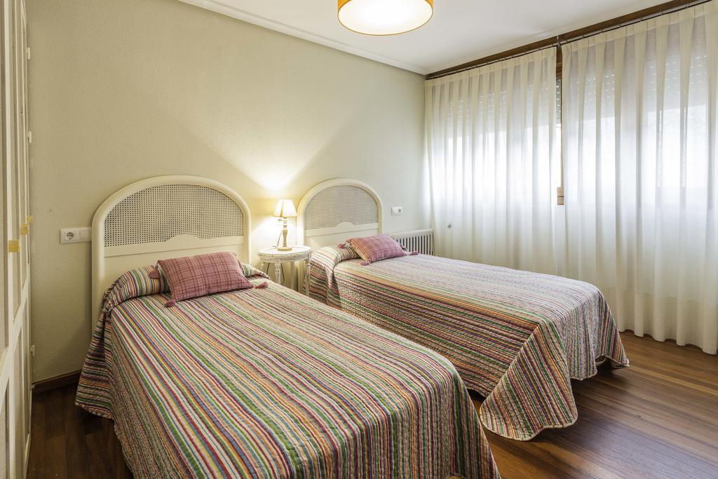 Apartamentos Cotiello Llanes Exterior photo